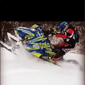 Meet your Posher, Laurino